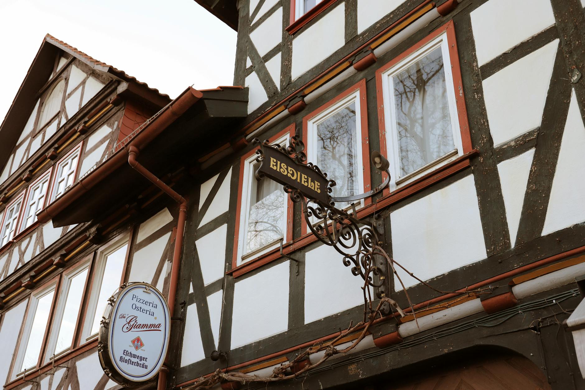 Cum să alegi o schelă ecologică reutilizabilă pentru proiectele de construcții?